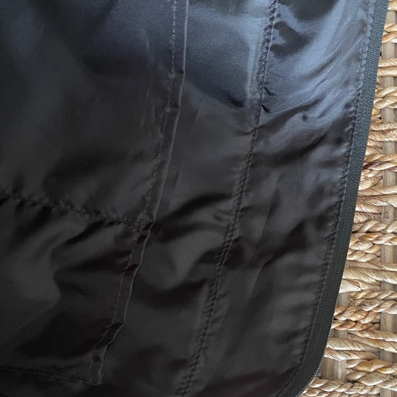 Under Armour Black Duffel Bag - Picture 4 of 7